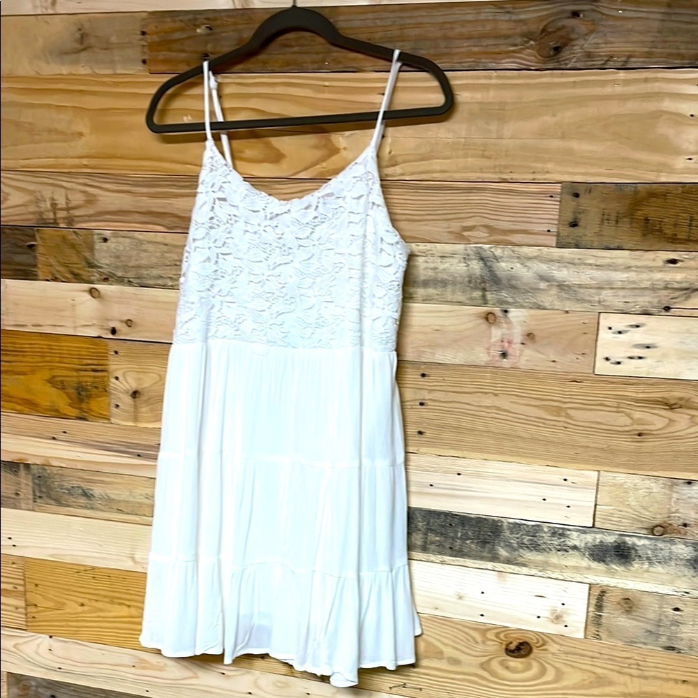 Hayden Size Medium White Lace Spaghetti Strap Tiered Mini Lightweight Sundress